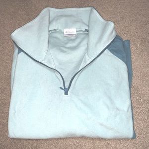 Columbia Pull over